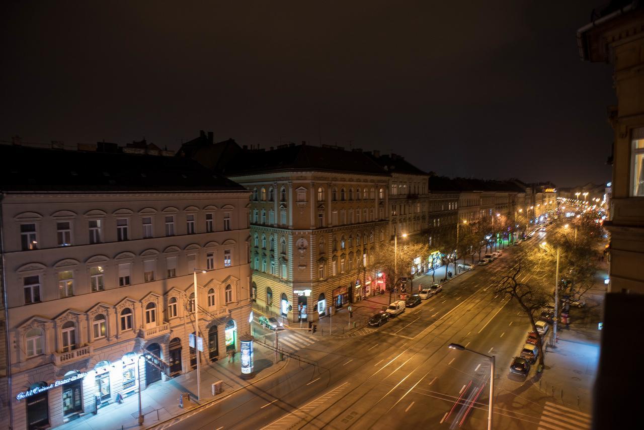 Nine Trees Apartment Budapeste Exterior foto